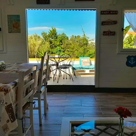 Prázdninový dům Charming House In With Private Garden Figueira da Foz