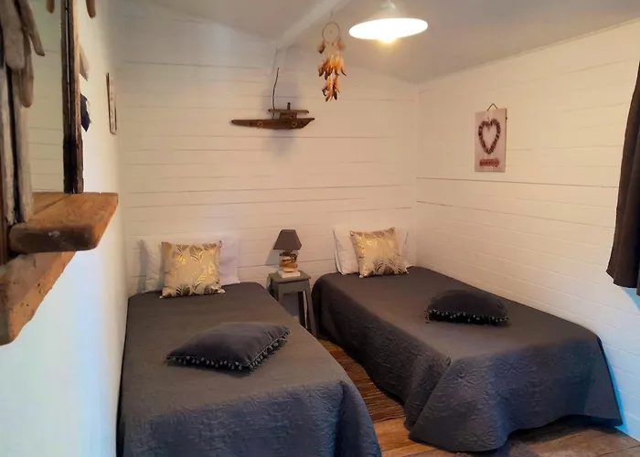 Charming House In With Private Garden * Figueira da Foz