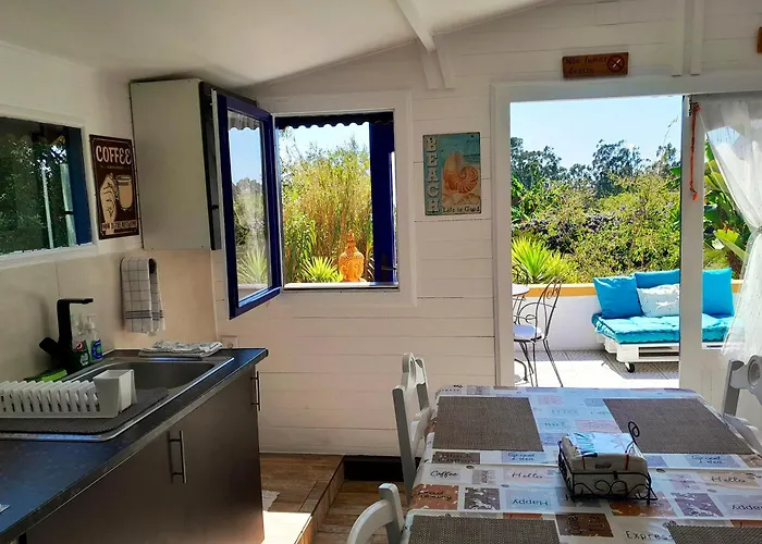 Charming House In With Private Garden *